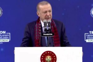 cumhurbaskani erdogan israilin attigi imzanin arkasinda durmasi saglanmali AKtrIpxb.jpg